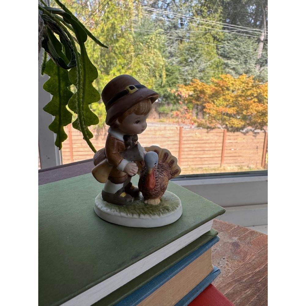 Vintage 1983 Lefton China Pilgrim Boy with Turkey Figurine 03713 Thanksgiving
